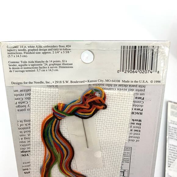 VTG 1996 In the Garden Lot of 2 Unopened Cross Stitch Kits Bookmark Signet #2074 - Picture 3 of 5